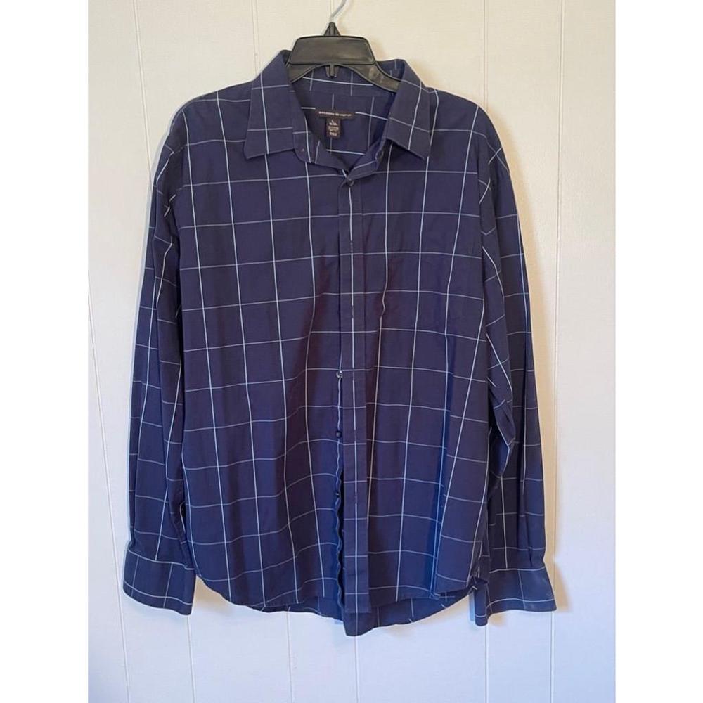 Docker premium Navy with stripe button up size Large‎